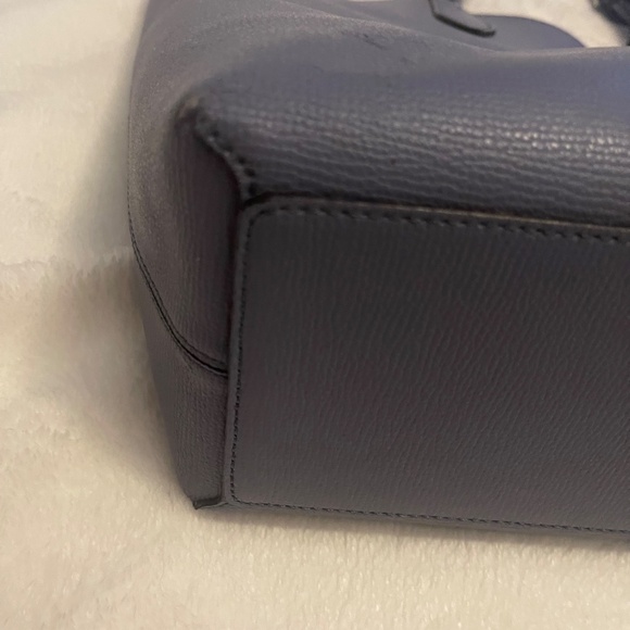 Burberry reversible tote - Picture 10 of 14